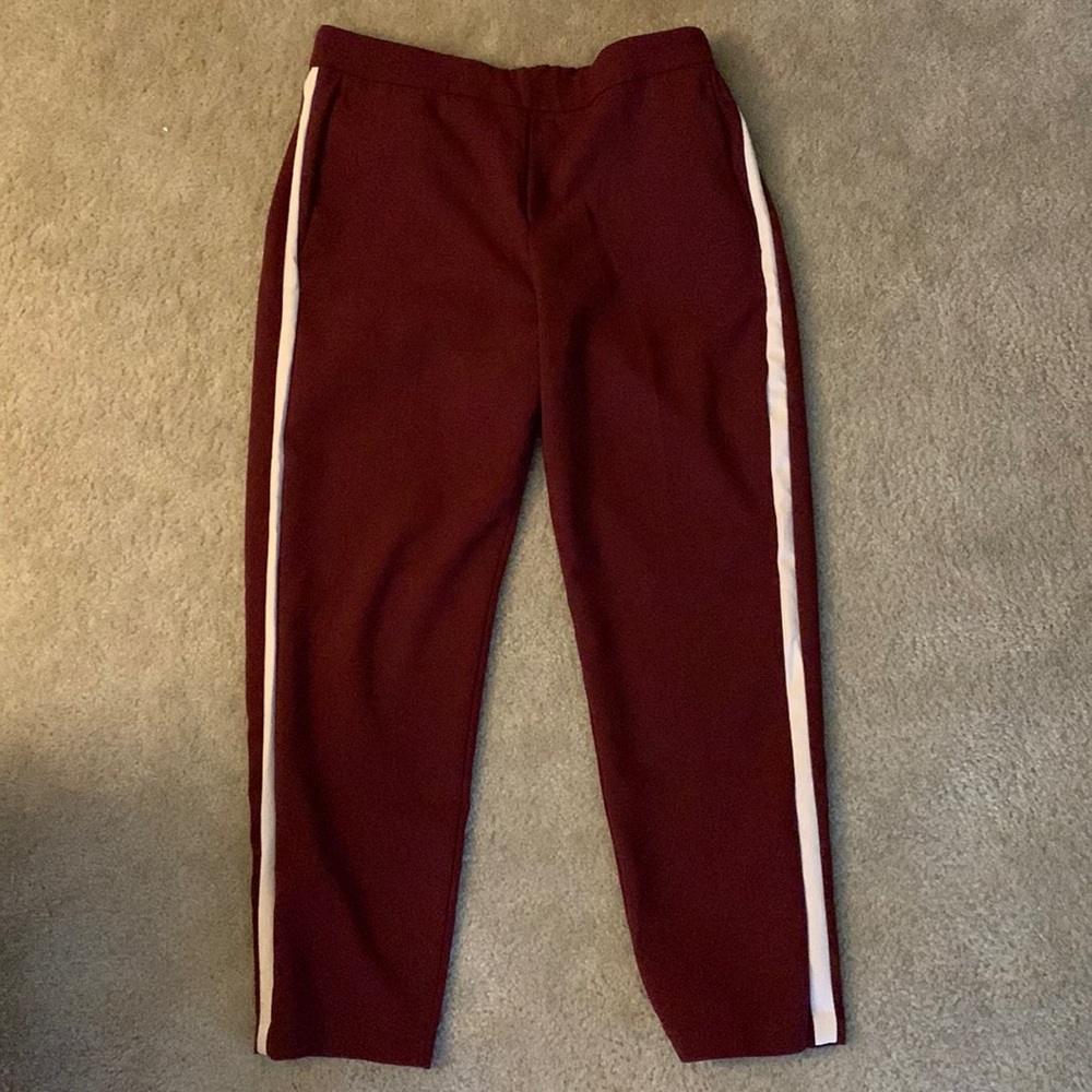 EUC maroon cropped dress pants
